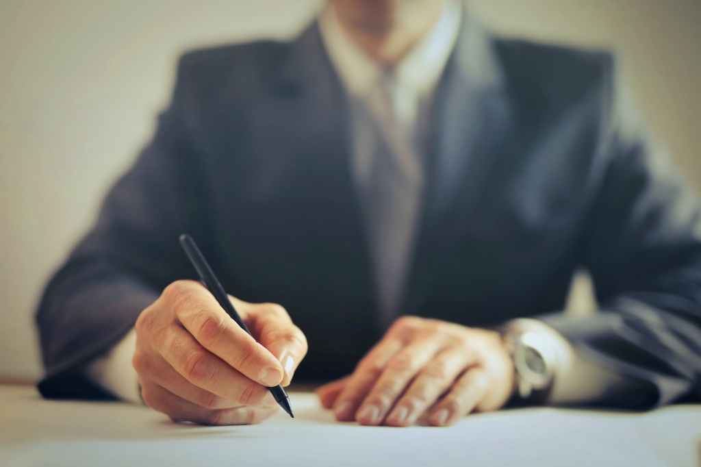 When To Sell Your Business? Business Lesson 65&nbsp;–