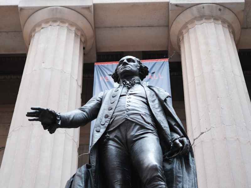 Life of Washington: Humorous&nbsp;Embellishment